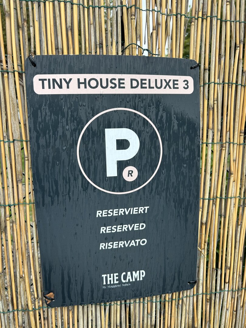 Tiny House Deluxe 3 Parking Spot